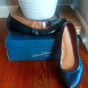 Universal Thread Ballerina Flats